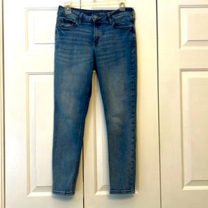 Old Navy Rockstar Super Skinny Jeans, Size 8